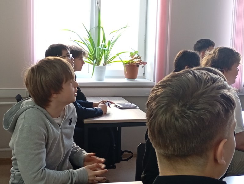 Знания в действии: как студенты отметили Всемирный день охраны труда 28 апреля — важная дата в календаре.