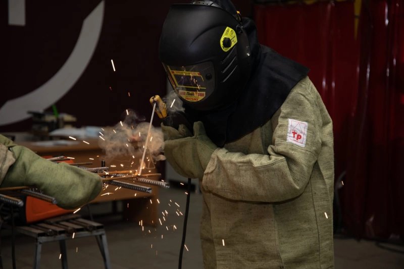 День сварщика