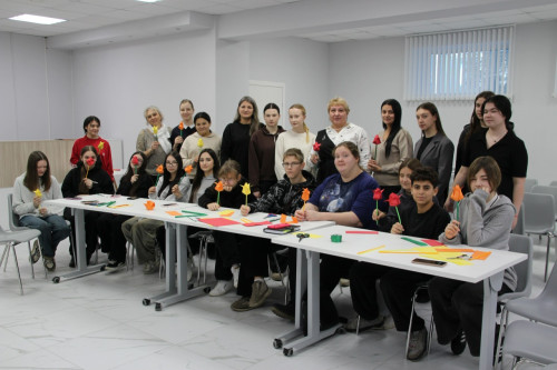 На этой неделе в Центральной библиотеке города Нягани начала свою работу интерактивная площадка "Школа В.И.П." (Воспитание, Интеллект, Профессия)