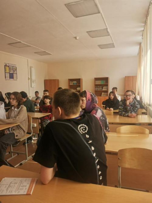 Всероссийский классный час в 1 школе (2 корпус)