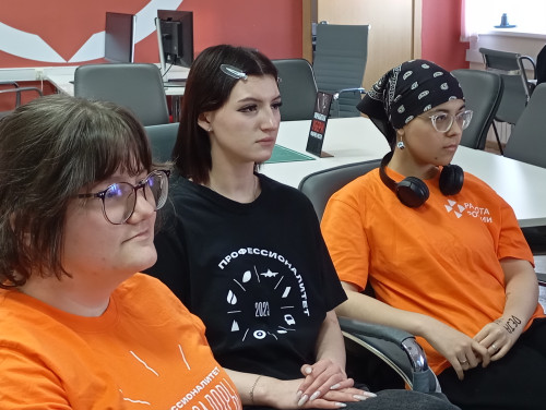 Сегодня амбассадоры "Профессионалитета" Няганского технологического колледжа присоединились к деловому онлайн-завтраку «Мы ПРОФИ!» 