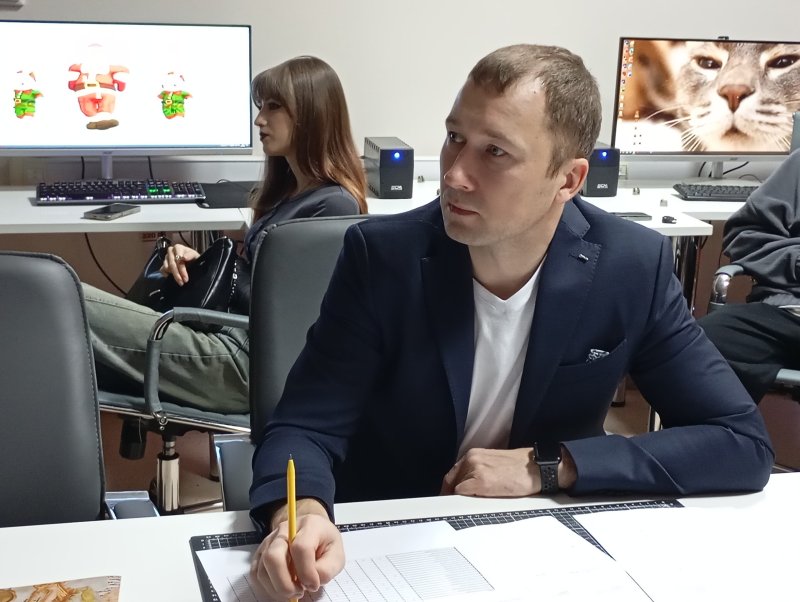 Сегодня в Няганском технологическом колледже свои знания и навыки демонстрируют студенты 4 курса направления «Графический дизайн». 