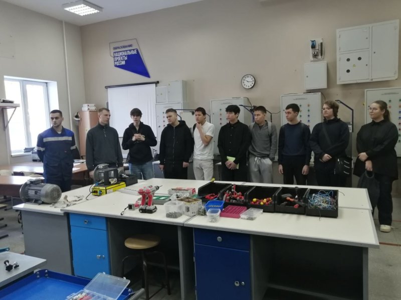 Мастер-класс для будущих электромонтеров!