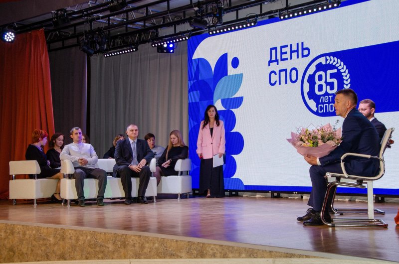 Няганский технологический колледж отметил День СПО