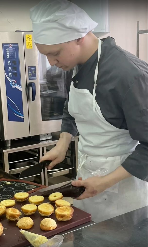 Студенты групп ПКД-21, РД-21 и РИС-22 активно готовятся к выпуску